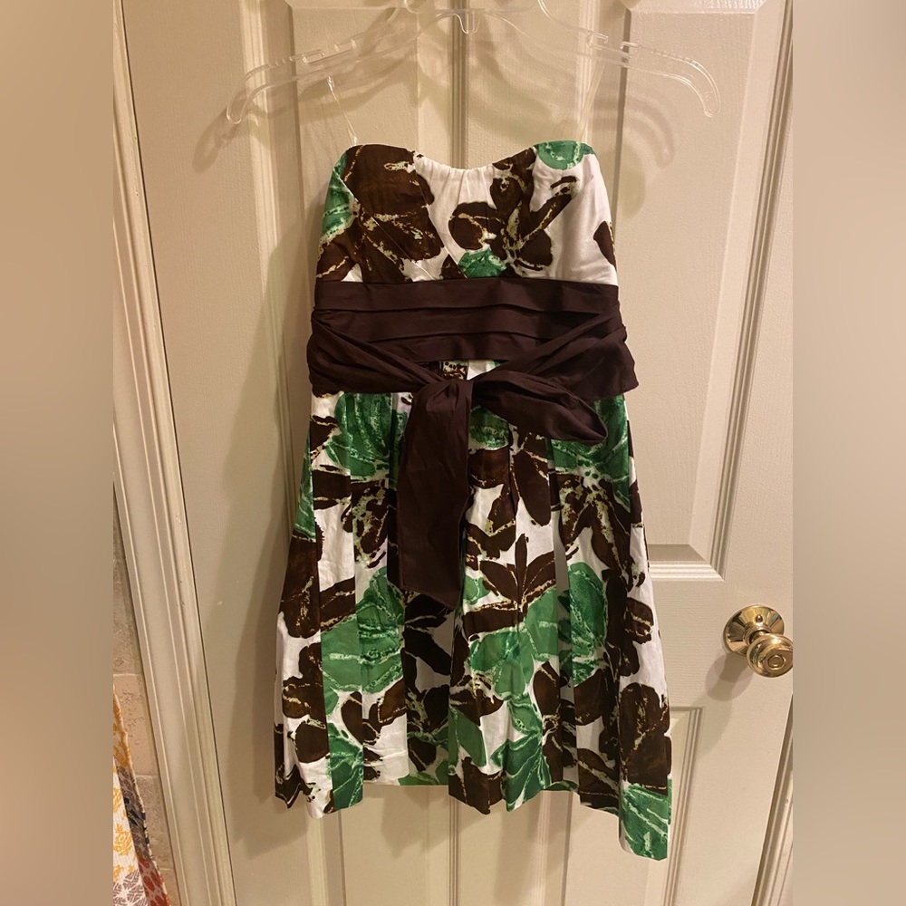 strapless dress
